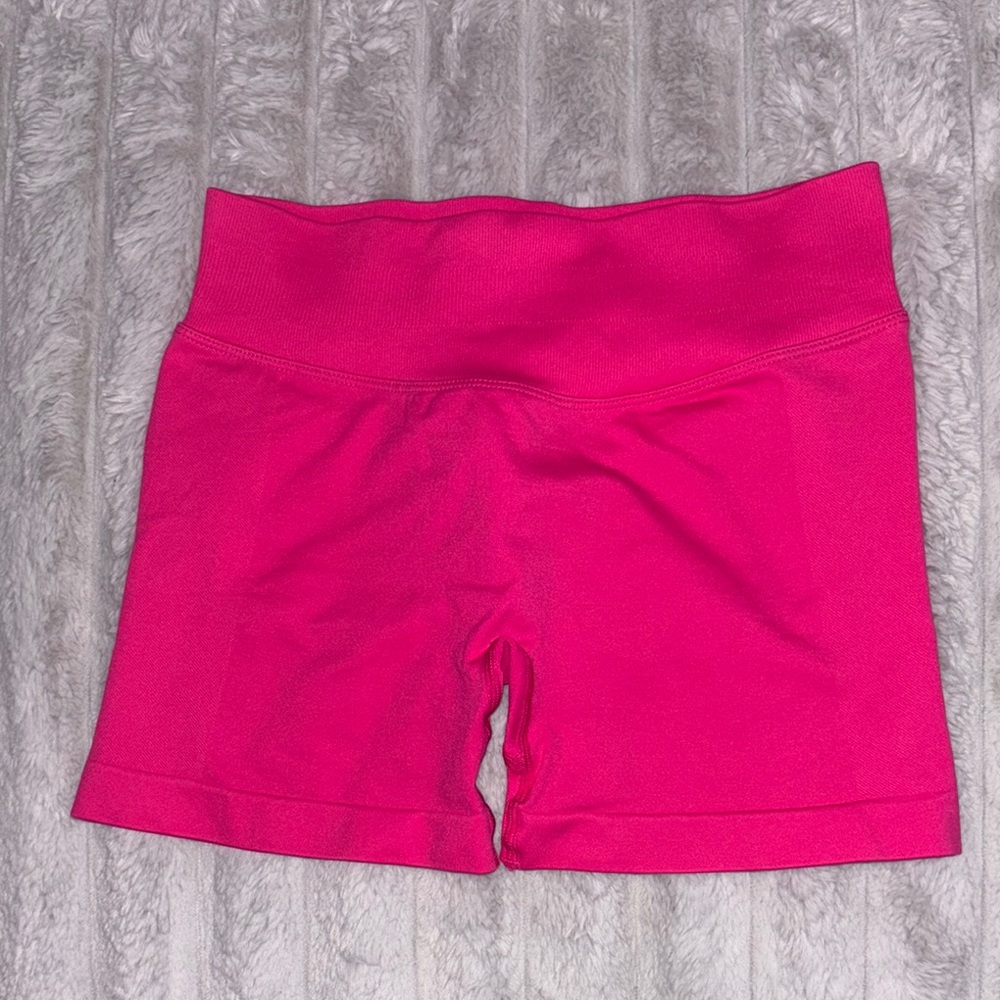 Women's Pink Butt Lifting Shorts Size M🩷